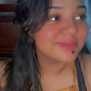 Meet your Posher, Angelina